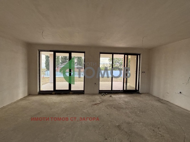 Продава  Къща област Стара Загора , с. Дъбово , 149 кв.м | 11111342 - изображение [7]