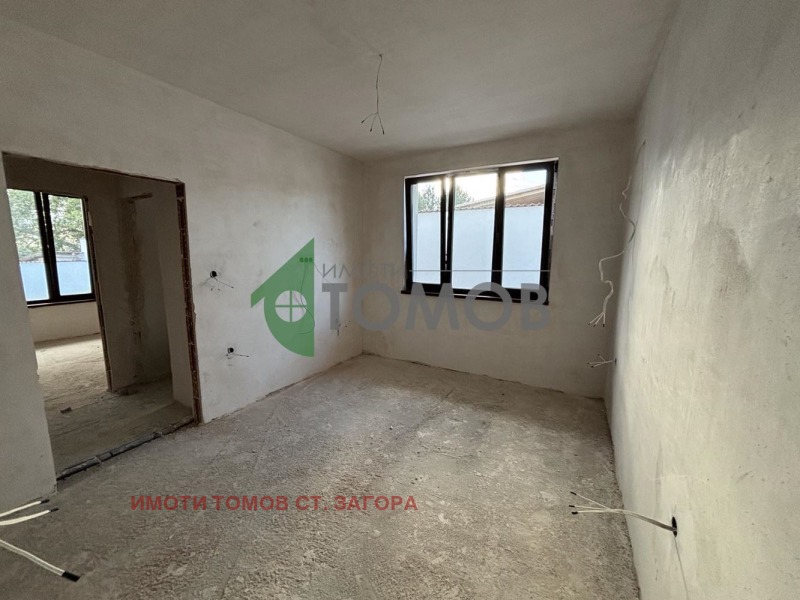 Продава  Къща област Стара Загора , с. Дъбово , 149 кв.м | 11111342 - изображение [15]