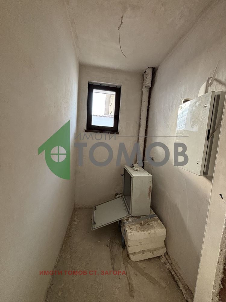 Продава  Къща област Стара Загора , с. Дъбово , 149 кв.м | 11111342 - изображение [12]