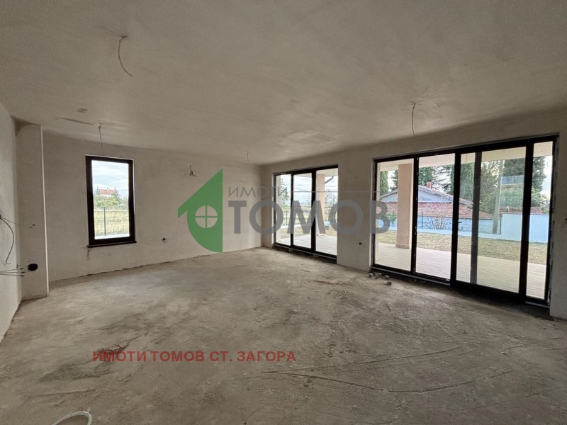 Продава  Къща област Стара Загора , с. Дъбово , 149 кв.м | 11111342 - изображение [6]