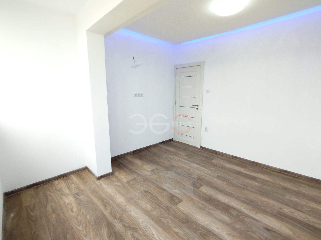 Продава 3-СТАЕН, гр. Варна, Възраждане 2, снимка 11 - Апартаменти - 54761537