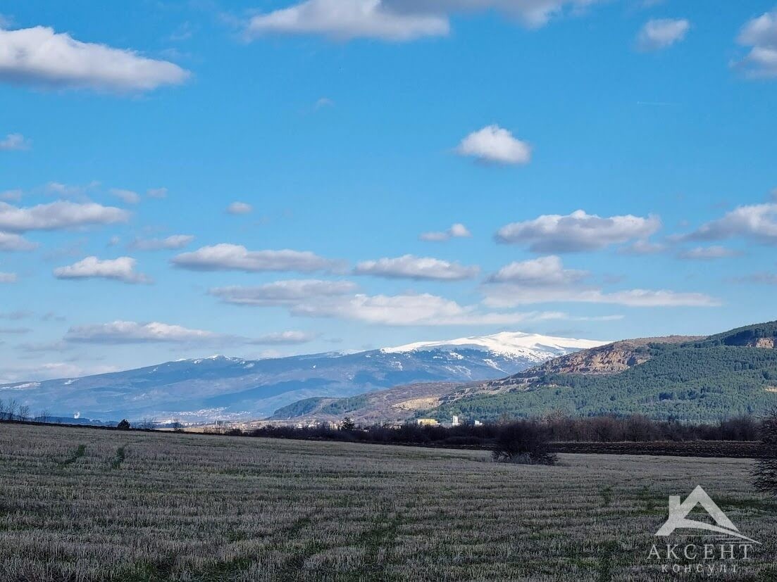 Продава ПАРЦЕЛ, с. Лесковец, област Перник, снимка 2 - Парцели - 53772629