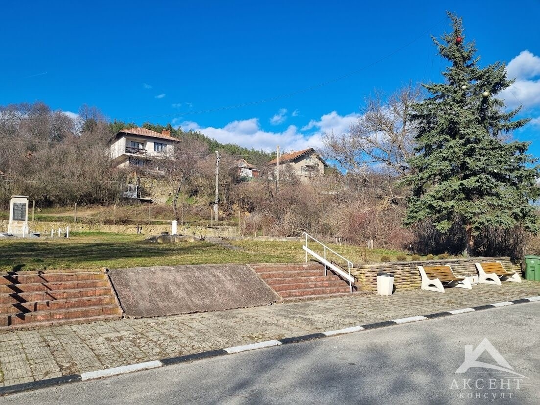 Продава ПАРЦЕЛ, с. Лесковец, област Перник, снимка 6 - Парцели - 53772629