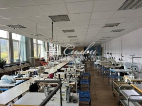 Продажба на промишлени помещения в град Шумен - изображение 1 