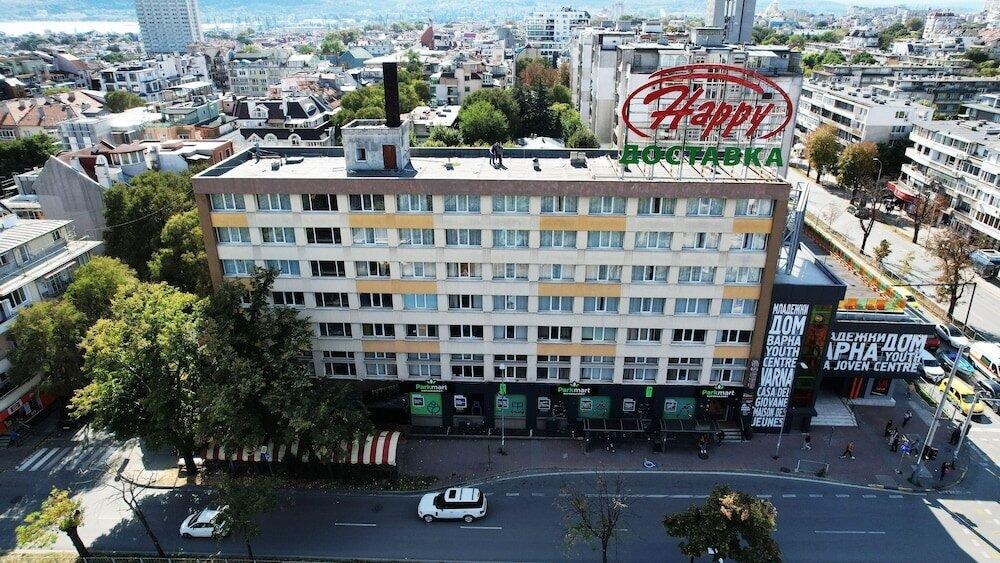 Продава 4-СТАЕН, гр. Варна, ВИНС-Червен площад, снимка 2 - Апартаменти - 54078793