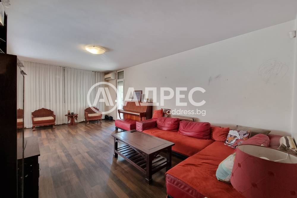 Продава МНОГОСТАЕН, гр. София, Мусагеница, снимка 2 - Апартаменти - 54517600