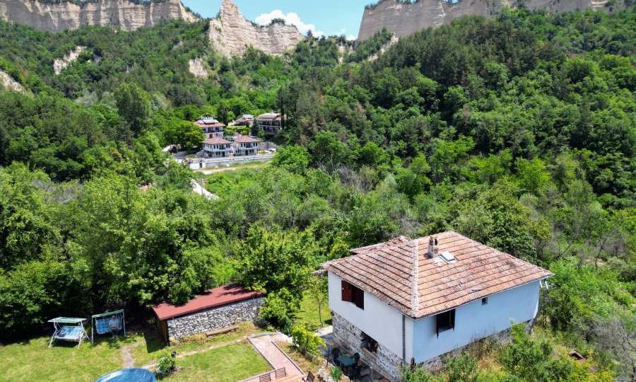 Продава КЪЩА, с. Рожен, област Благоевград, снимка 2 - Къщи - 49102767