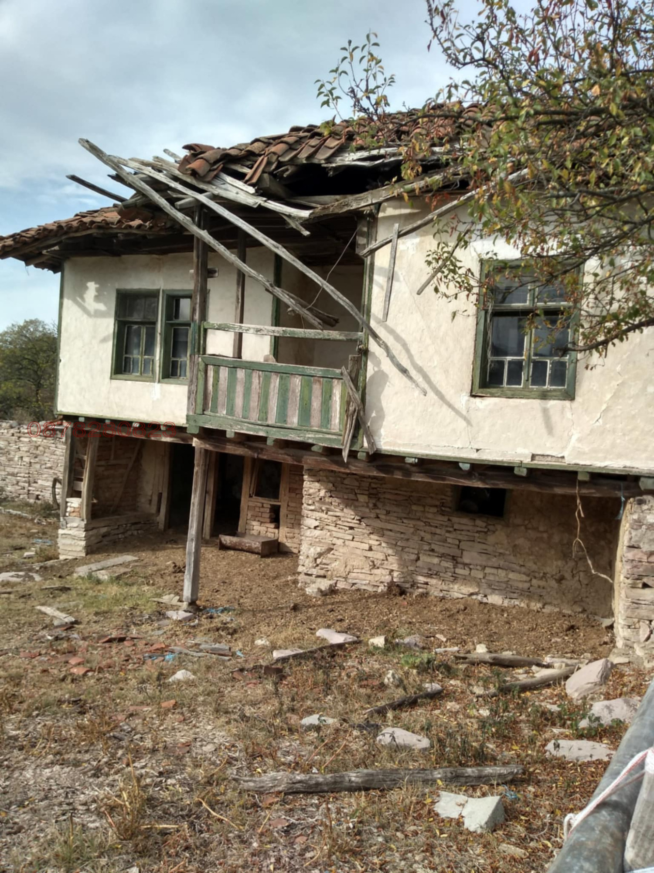 Продава КЪЩА, с. Каменица, област София област