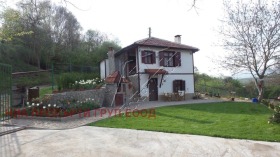 Продажба на имоти в с. Завет, област Бургас - изображение 4 