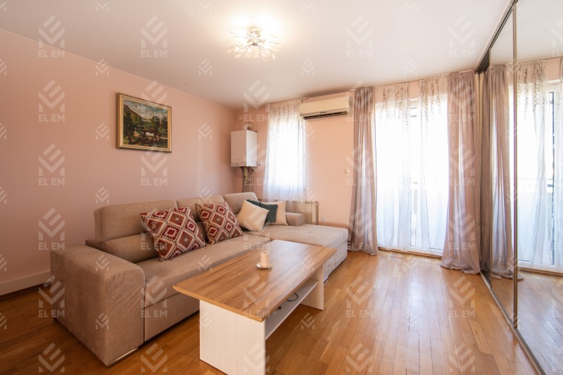 Myytävänä  1 makuuhuone Sofia , Bakston , 100 neliömetriä | 36479770 - kuva [9]