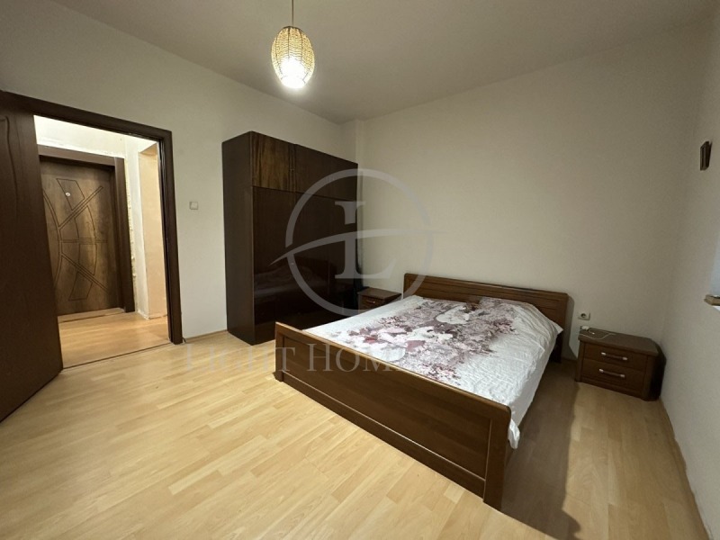 Продава 3-СТАЕН, гр. Пловдив, Център, снимка 2 - Апартаменти - 52531168