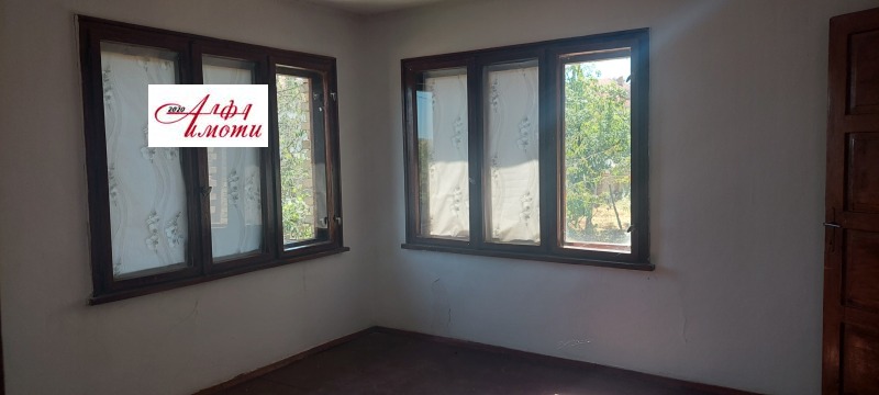 Продава  Къща област Шумен , с. Черноглавци , 160 кв.м | 70319156 - изображение [3]
