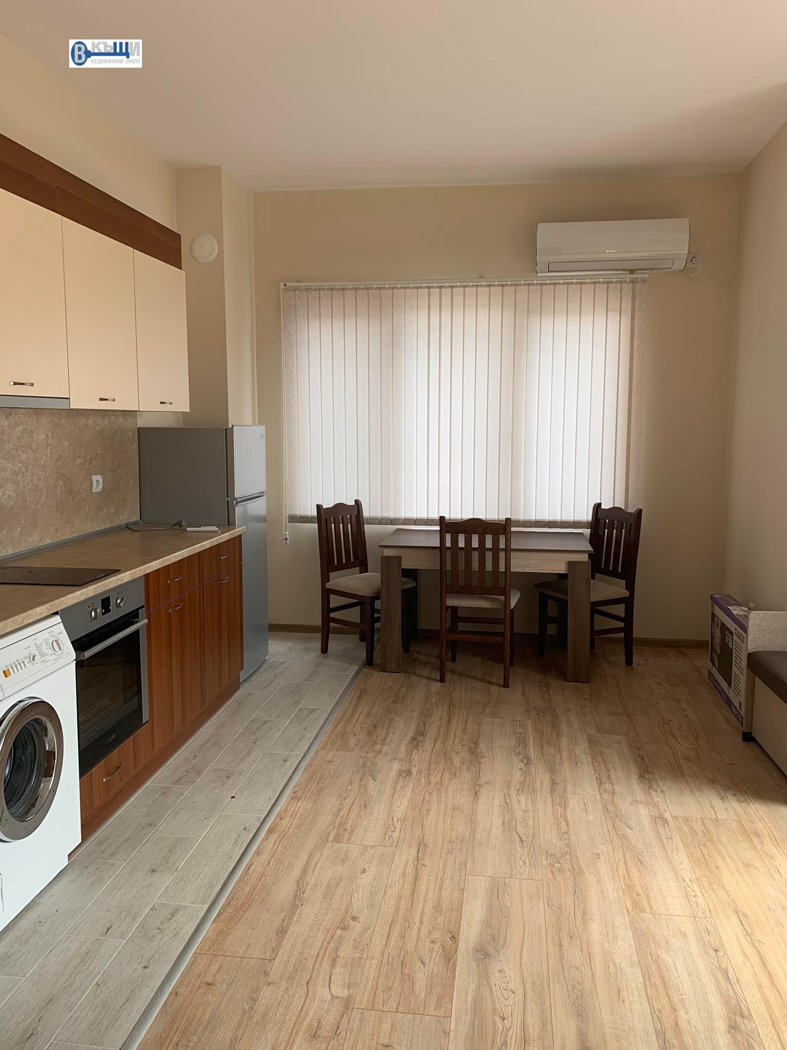 Продава 2-СТАЕН, гр. Велико Търново, Център, снимка 3 - Апартаменти - 54122076