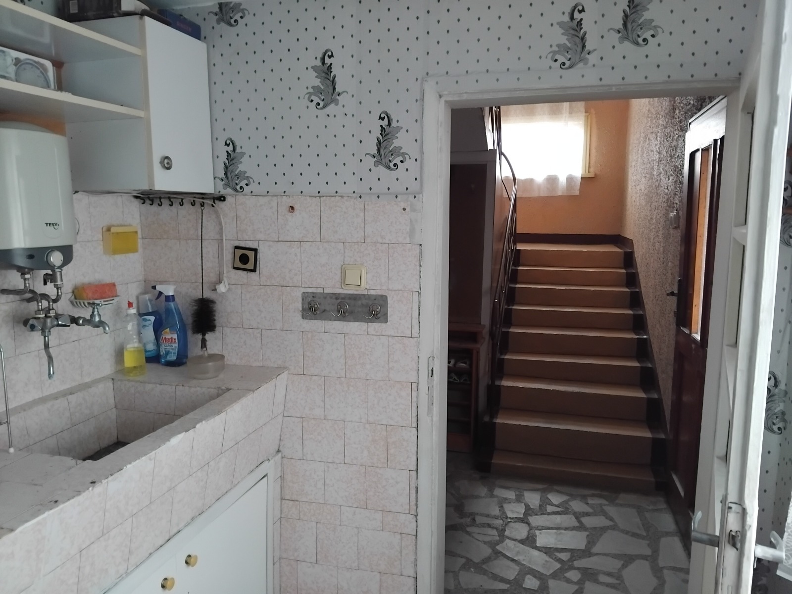 Продава КЪЩА, гр. Кубрат, област Разград, снимка 14 - Къщи - 53944103