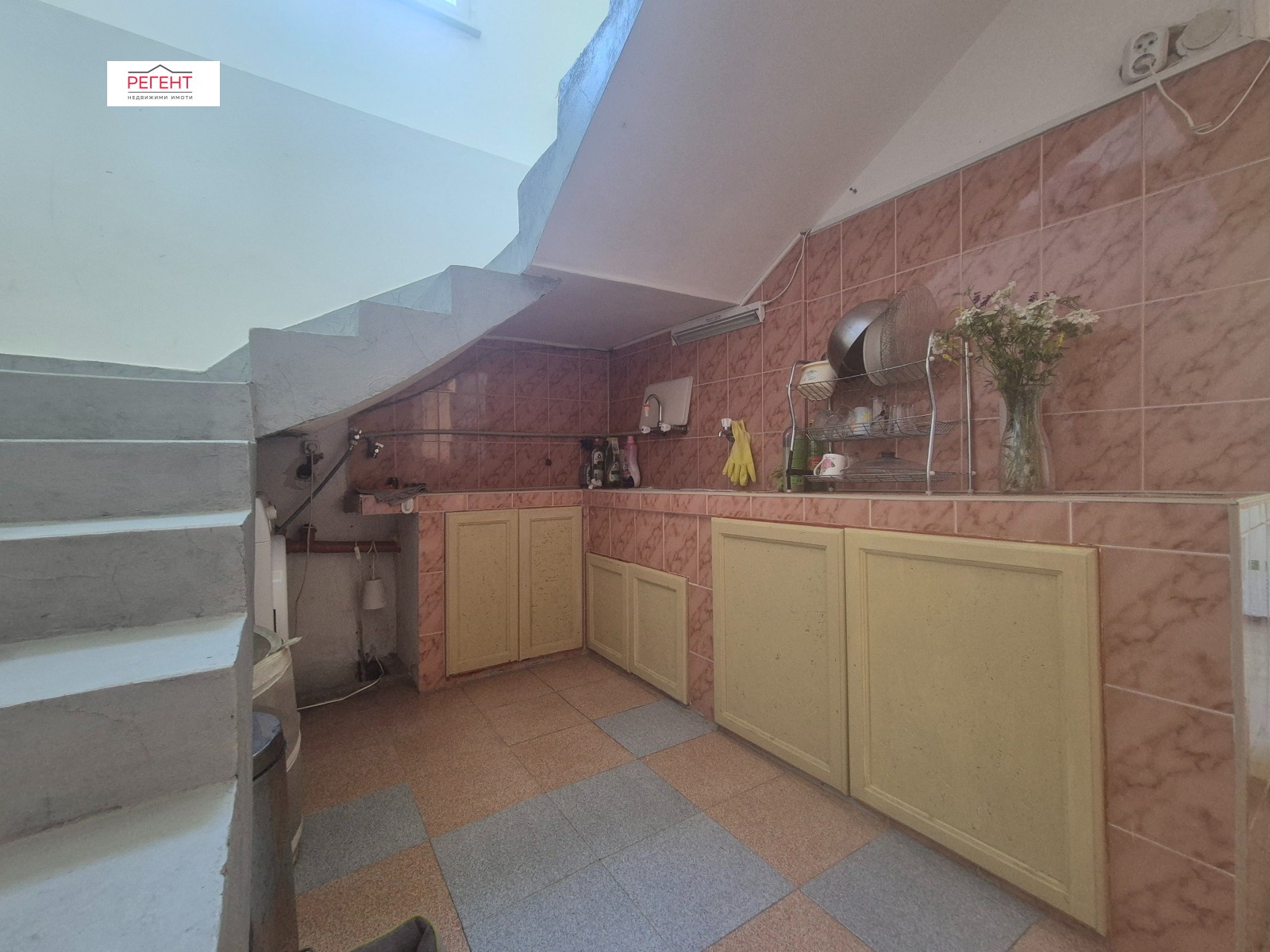 Продава КЪЩА, с. Буря, област Габрово, снимка 2 - Къщи - 54831527
