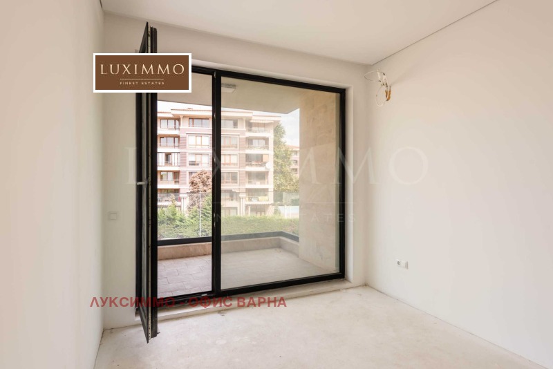 Eladó  1 hálószoba Varna , k.k. Sv.Sv. Konstantin i Elena , 76 négyzetméter | 99296622 - kép [12]
