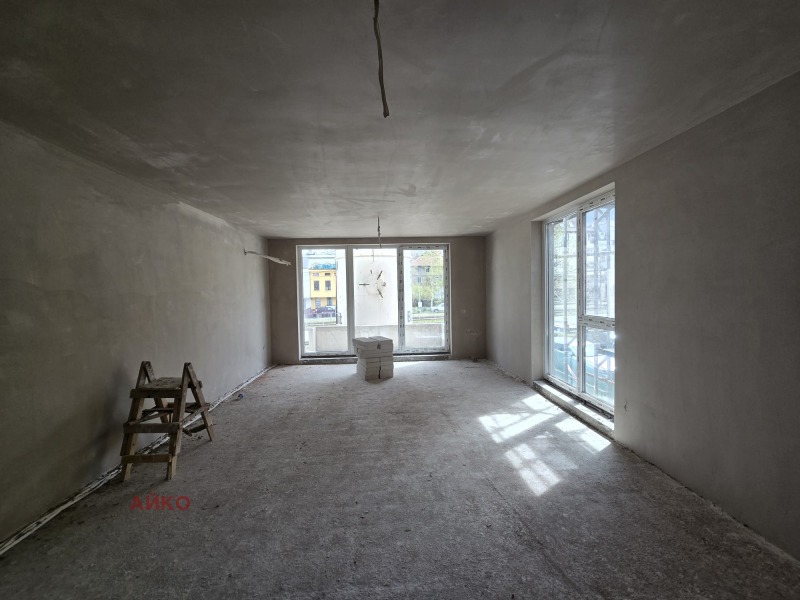 En venta  2 dormitorios Sofia , Karpuzitsa , 117 metros cuadrados | 27401511 - imagen [4]