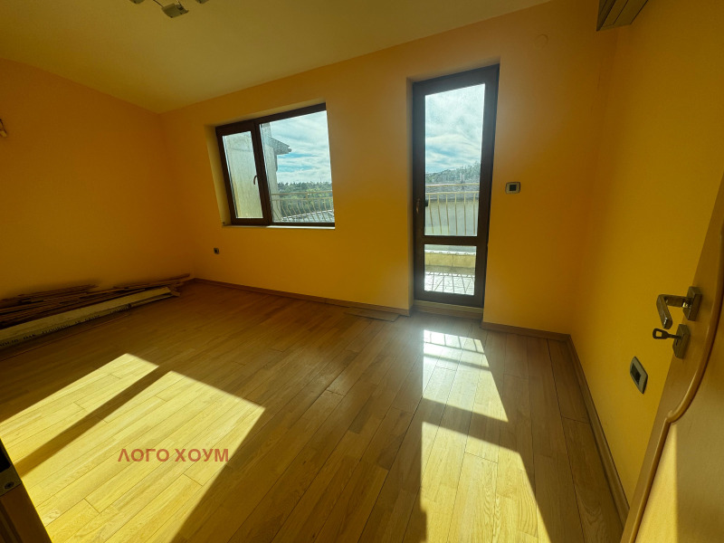 Продава 3-СТАЕН, гр. Варна, Галата, снимка 2 - Апартаменти - 52240795