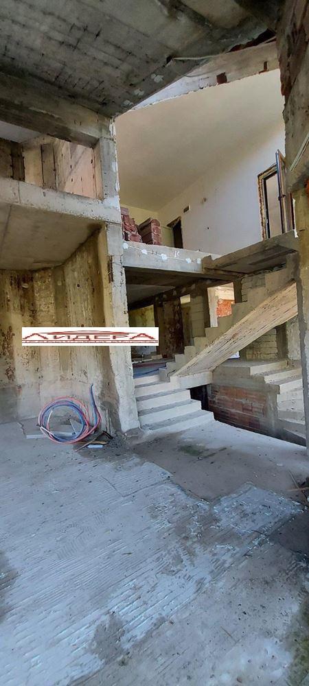 Продава  Къща област Пловдив , с. Гълъбово , 315 кв.м | 10085291 - изображение [5]