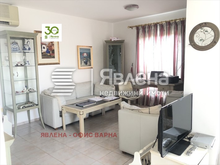 Продава КЪЩА, гр. Варна, м-т Манастирски рид, снимка 8 - Къщи - 48106375