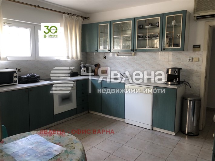 Продава КЪЩА, гр. Варна, м-т Манастирски рид, снимка 9 - Къщи - 48106375