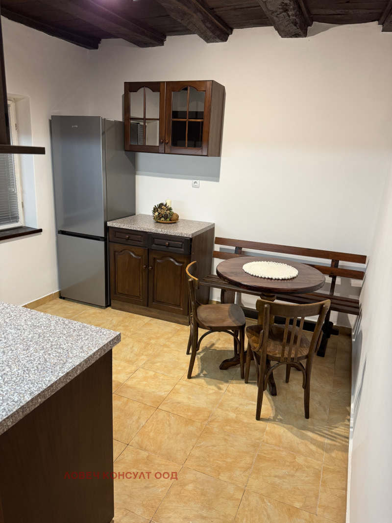 Продава КЪЩА, гр. Априлци, област Ловеч, снимка 10 - Къщи - 52519953