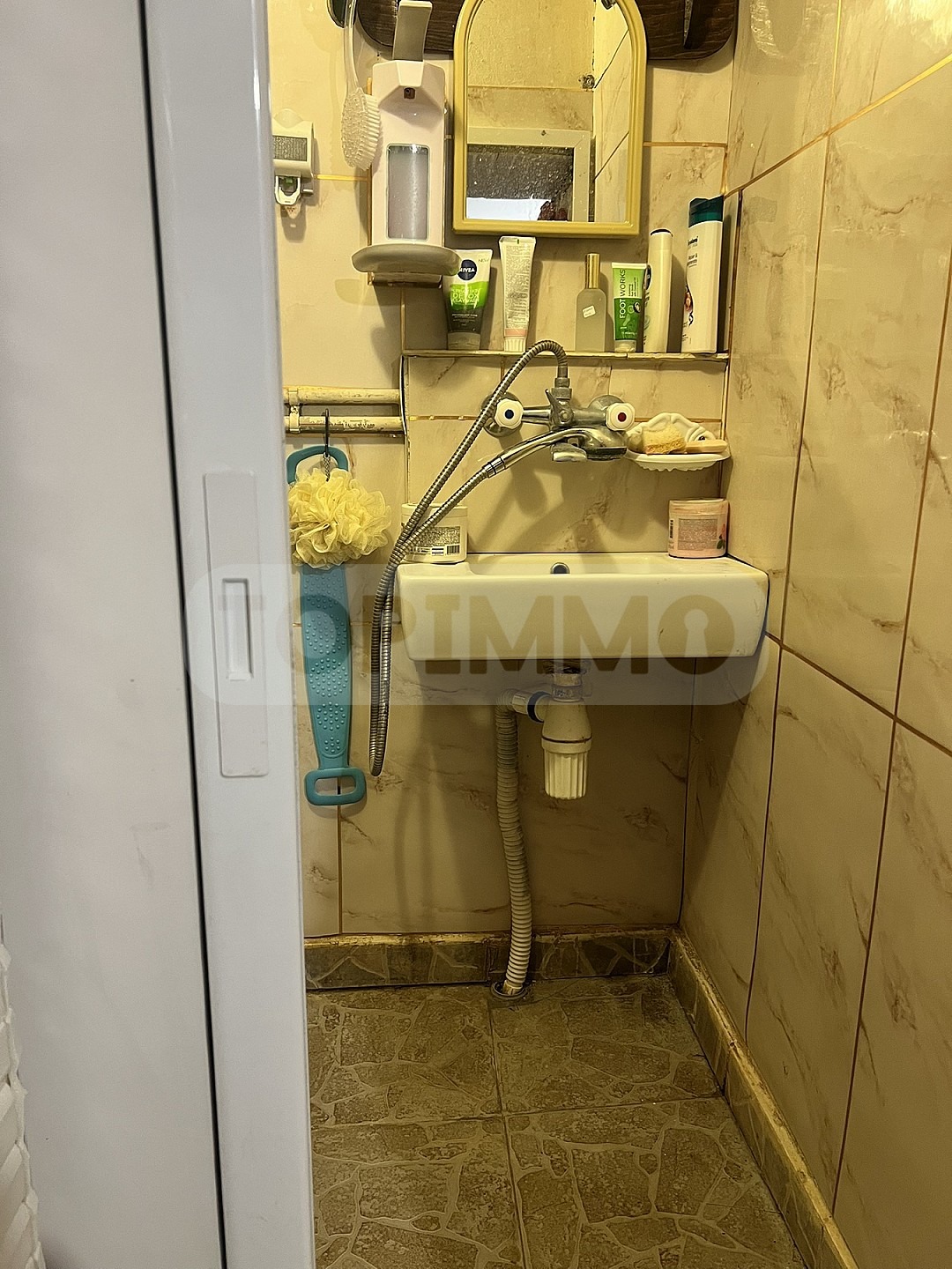 Продава КЪЩА, с. Миладиновци, област Добрич, снимка 12 - Къщи - 53606691