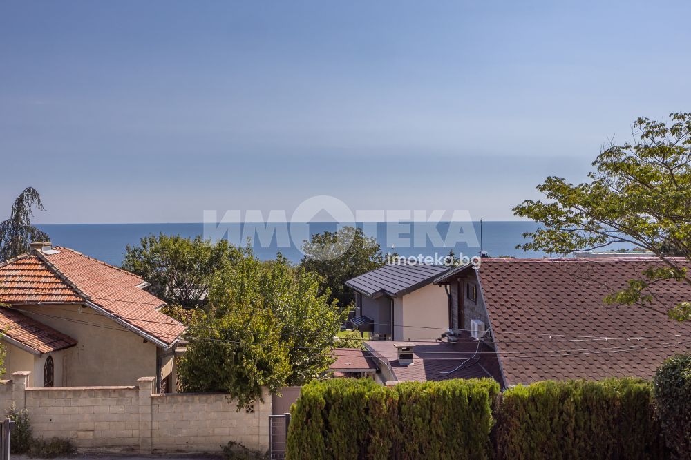 Продава КЪЩА, гр. Варна, м-т Манастирски рид, снимка 17 - Къщи - 56193546