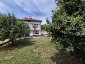 House Yahinovo, region Kyustendil