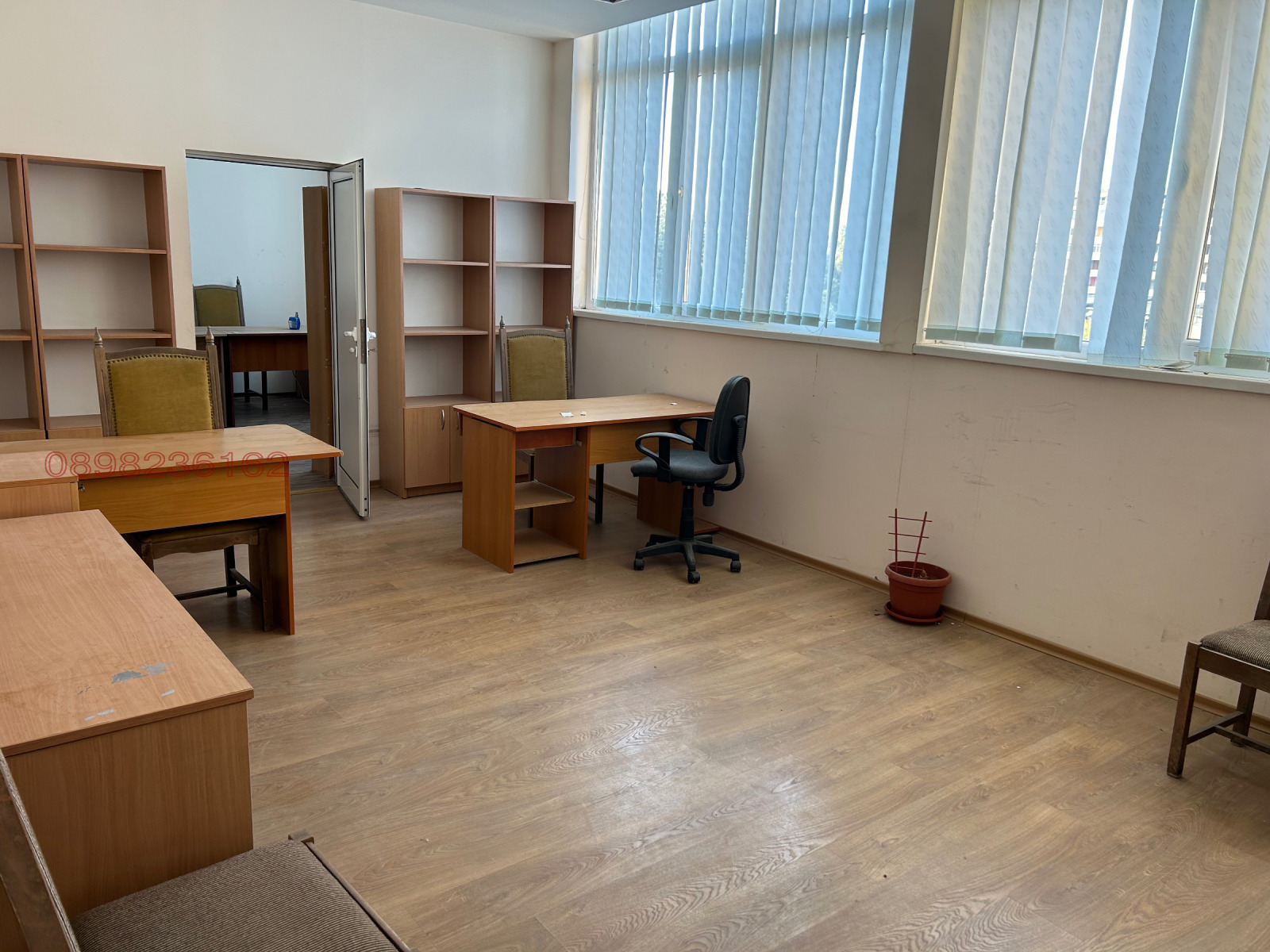 Продава ОФИС, гр. Добрич, Център, снимка 5 - Офиси - 56376325