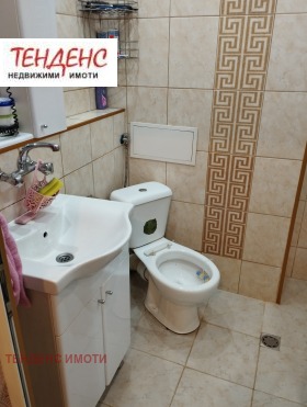 1 chambre Vazrojdentsi, Kardjali 16