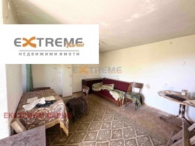 Casa m-t Boroveț - iug, Varna 5