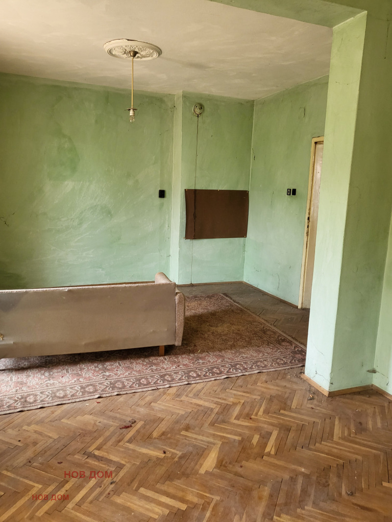 For Sale  2 bedroom Vratsa , Tsentar , 100 sq.m | 62265343 - image [2]