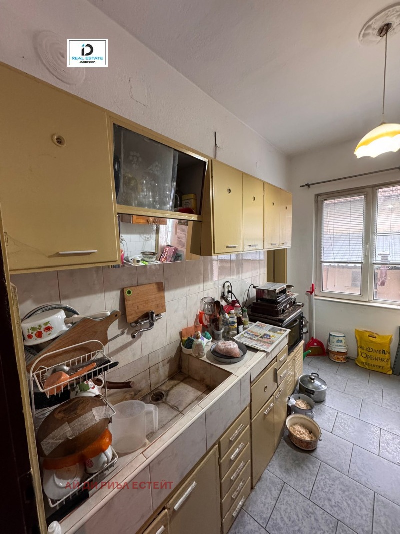 Продава КЪЩА, гр. Бяла Слатина, област Враца, снимка 10 - Къщи - 52587910