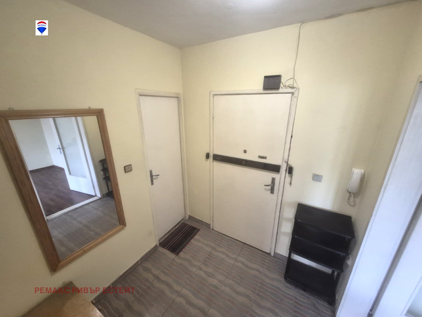 Продава 1-СТАЕН, гр. Русе, Родина 2, снимка 4 - Апартаменти - 54280069