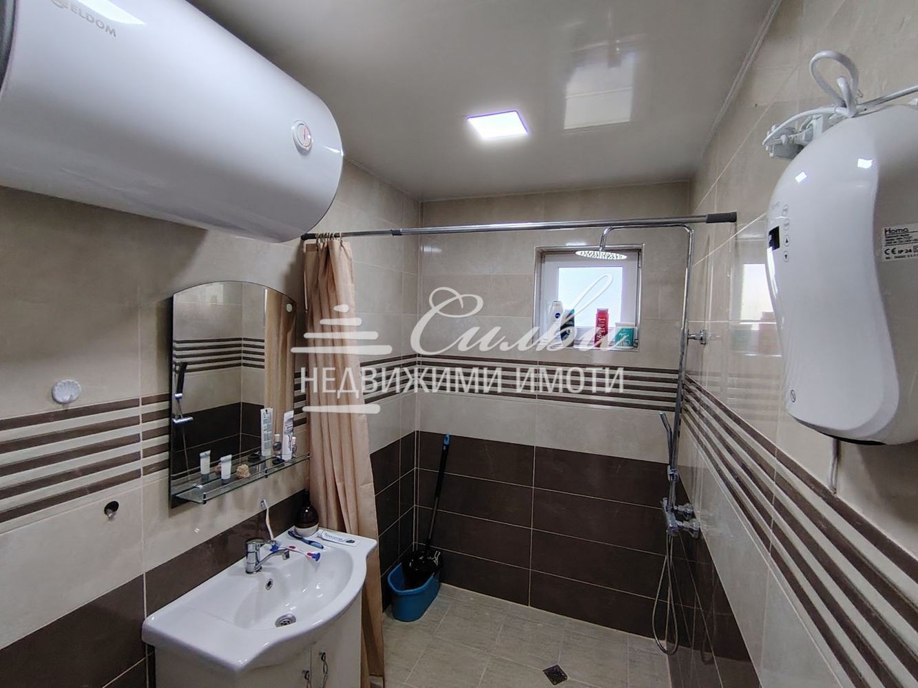 Продава ЕТАЖ ОТ КЪЩА, гр. Нови пазар, област Шумен, снимка 7 - Етаж от къща - 55571928