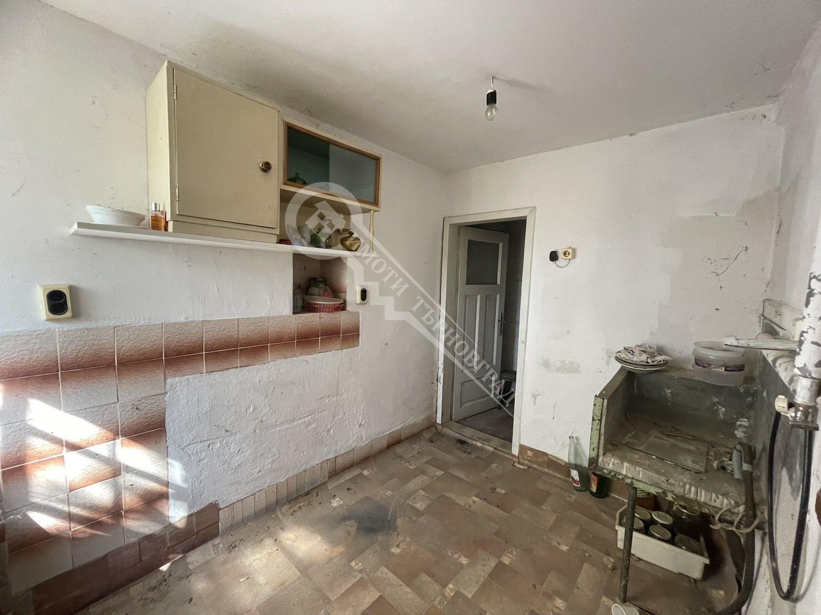 Продава КЪЩА, с. Горна Липница, област Велико Търново, снимка 4 - Къщи - 54135699