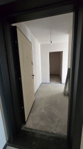 Продава  2-стаен град Пловдив , Остромила , 77 кв.м | 67139615 - изображение [2]
