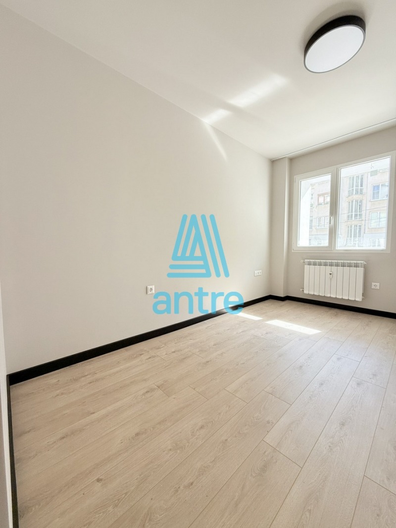 Na prodej  2 ložnice Sofia , Borovo , 87 m2 | 72719108 - obraz [16]