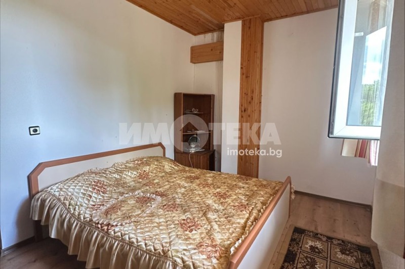 Na sprzedaż  Dom region Pernika , Begunowci , 200 mkw | 11003411 - obraz [5]