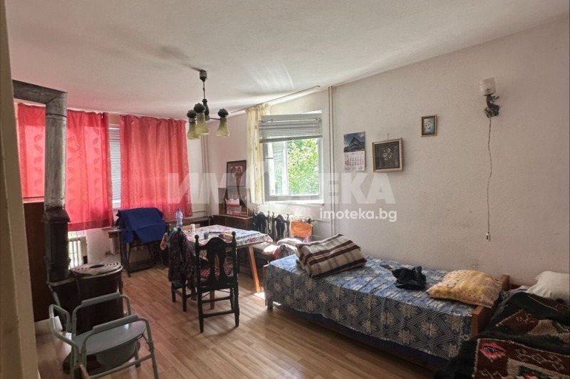 Na sprzedaż  Dom region Pernika , Begunowci , 200 mkw | 11003411 - obraz [12]
