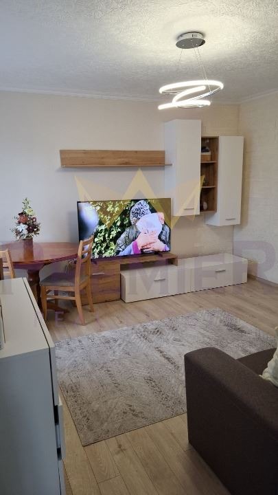 Продава КЪЩА, гр. Аксаково, област Варна, снимка 3 - Къщи - 53961213