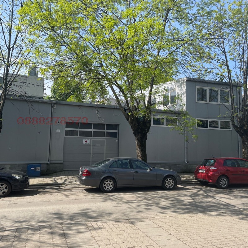 Продава АВТОСЕРВИЗ в град София, Павлово - 385 кв.м / 1 200 000 € » 2 346 996.00 лв.