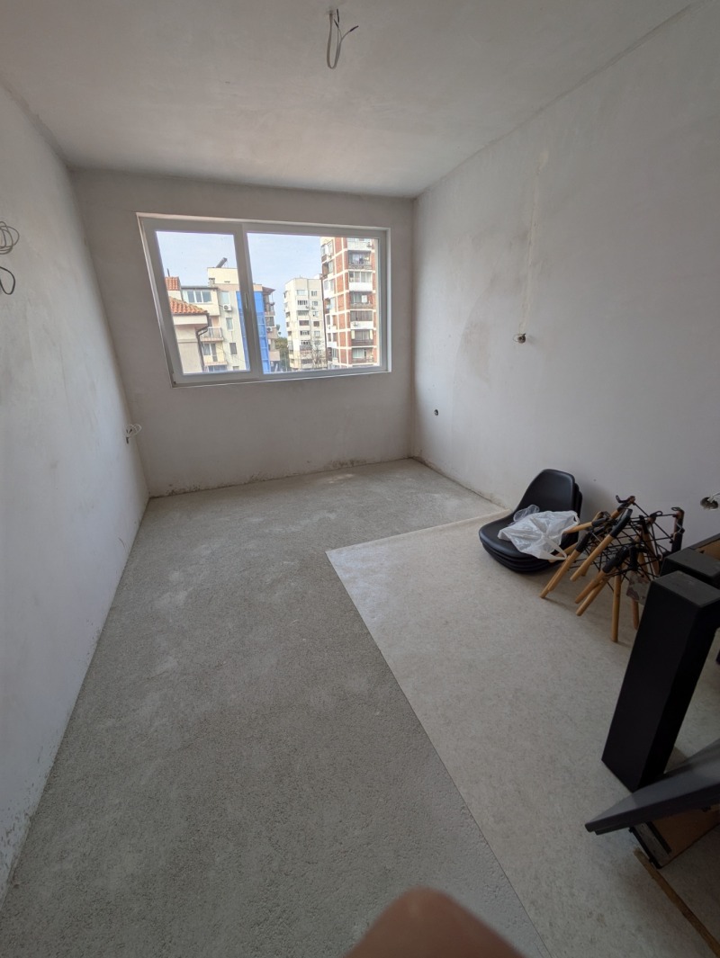 Продава 3-СТАЕН, гр. Бургас, Възраждане, снимка 12 - Апартаменти - 52165366