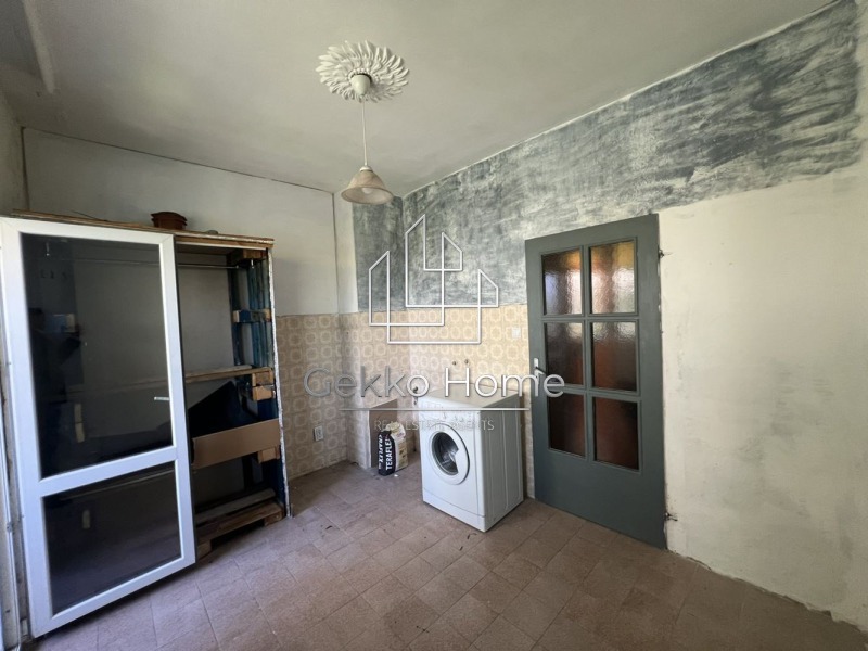 Продава  2-стаен град Варна , Цветен квартал , 40 кв.м | 77827862 - изображение [2]