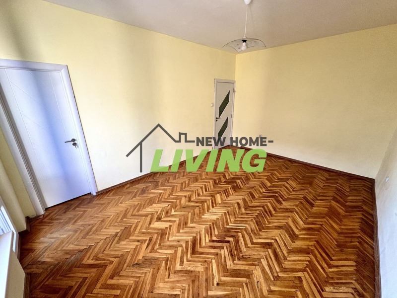 For Sale  2 bedroom Plovdiv , Yuzhen , 86 sq.m | 80870367 - image [3]