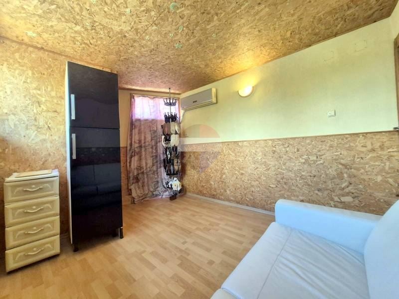 Продава КЪЩА, гр. Аксаково, област Варна, снимка 11 - Къщи - 54833556