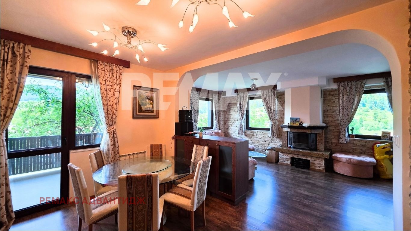 Продава КЪЩА, гр. Копривщица, област София област, снимка 5 - Къщи - 54995569