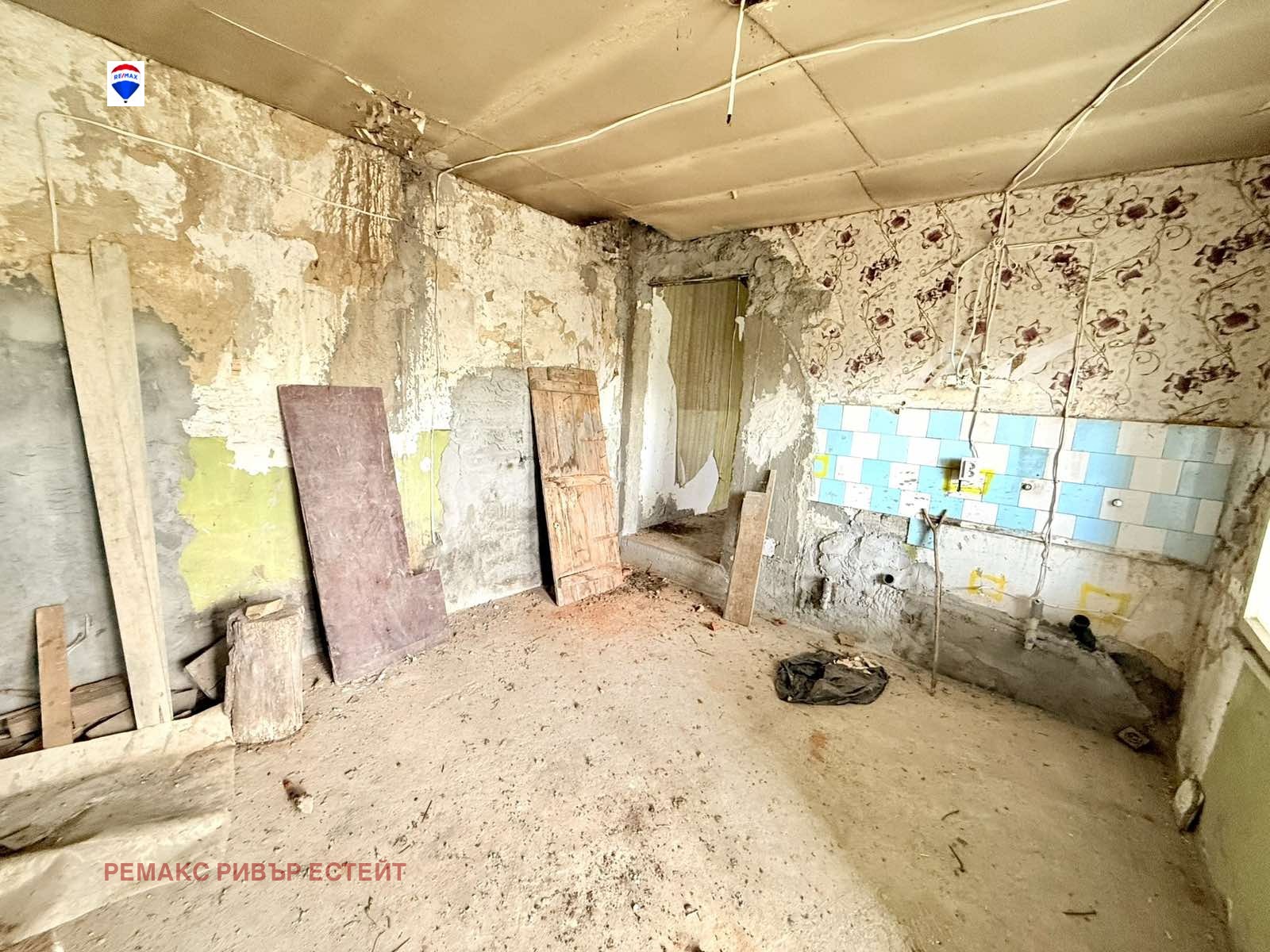 Продава КЪЩА, с. Джулюница, област Русе, снимка 5 - Къщи - 54227714