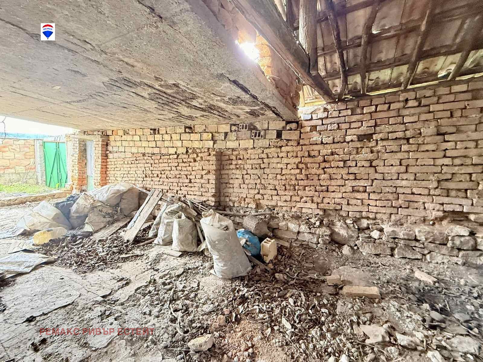 Продава КЪЩА, с. Джулюница, област Русе, снимка 9 - Къщи - 54227714